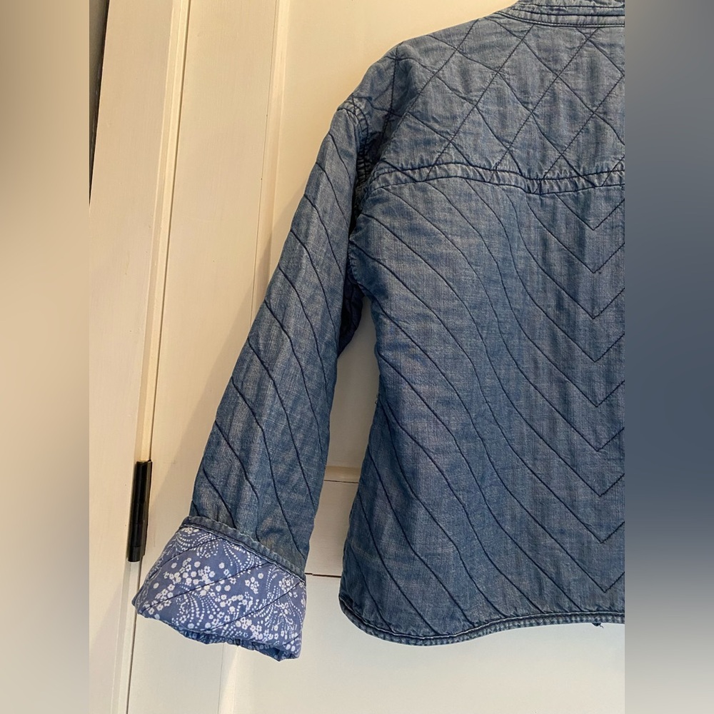 GAP Chambray Denim Blue Quilted Jacket - Picture 5 of 5